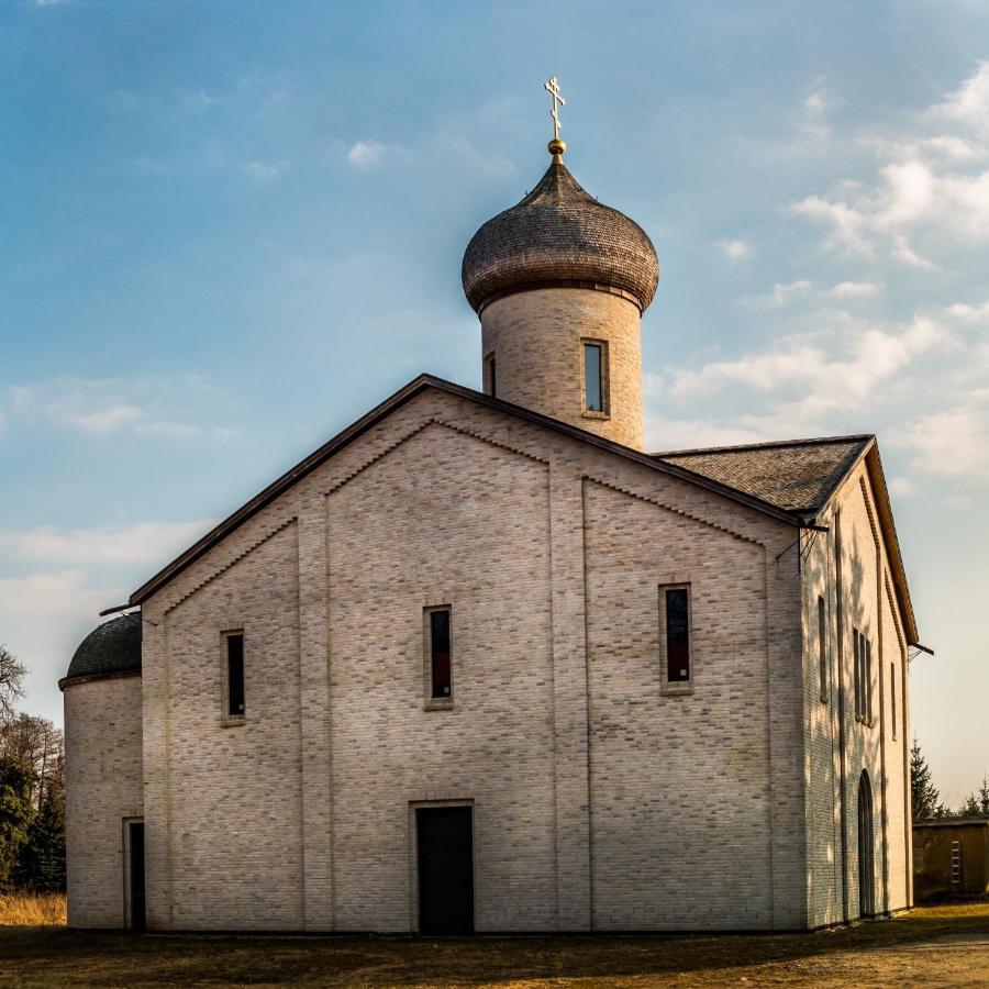St. Georg Kloster Milmersdorf Exterior foto