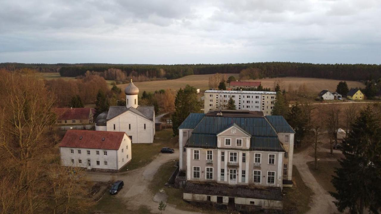 St. Georg Kloster Milmersdorf Exterior foto